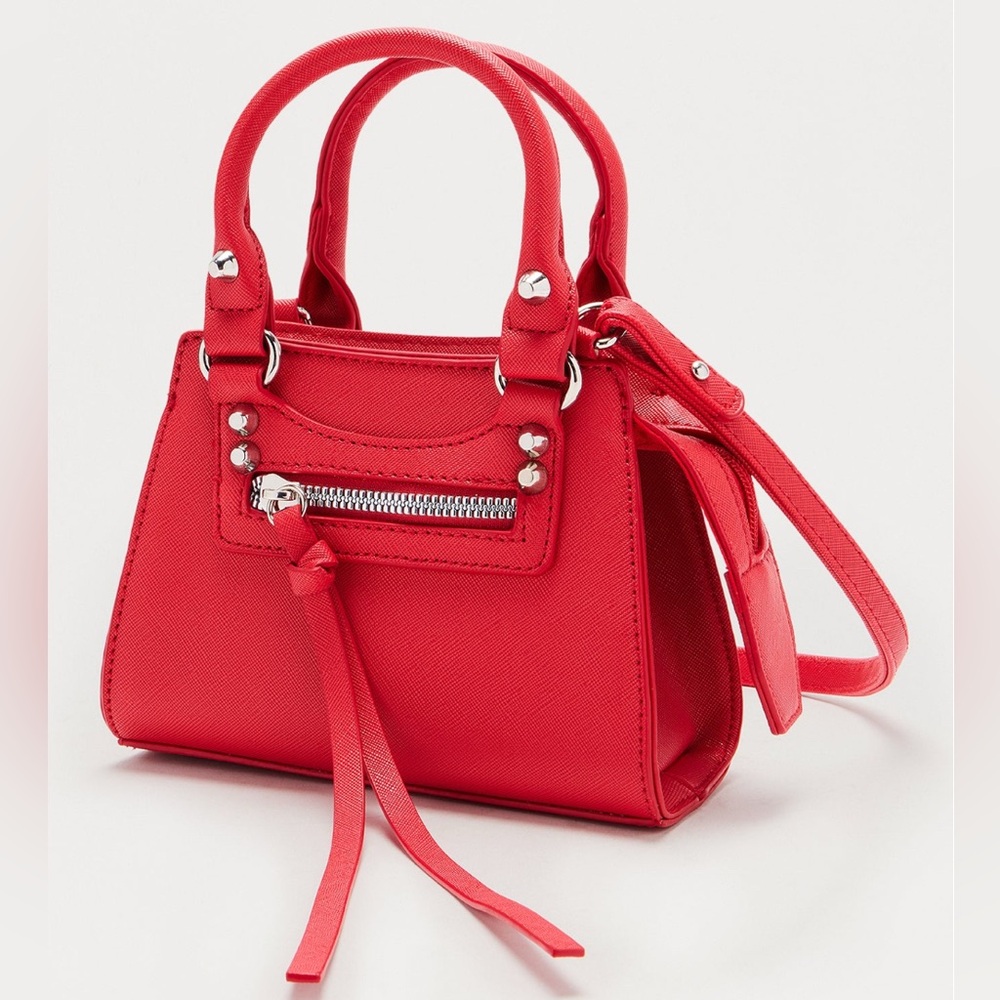 NWT On The Run Handbag in Red - Fashion Nova Mini Purse Handbag